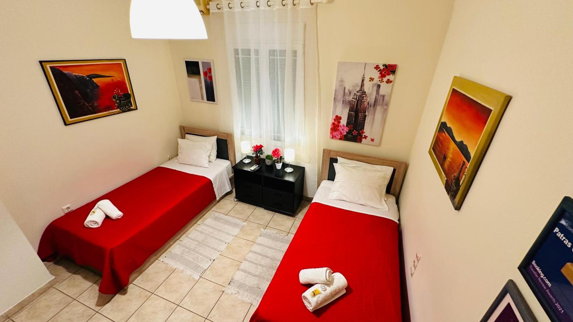 Patras Centre Apartment Buitenkant foto