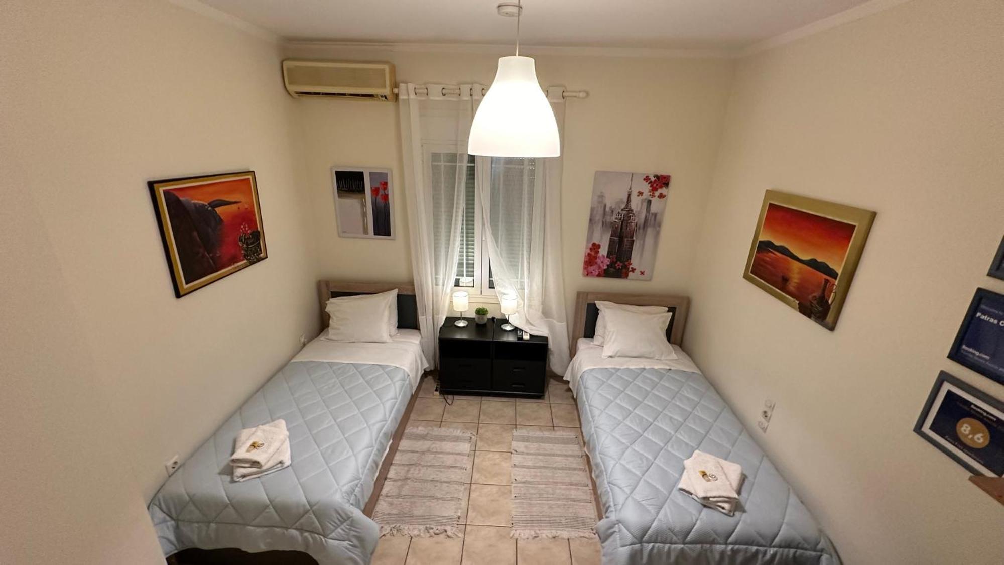 Patras Centre Apartment Buitenkant foto